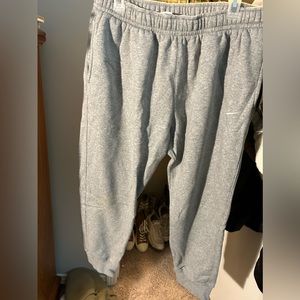 grey nike sweatpants